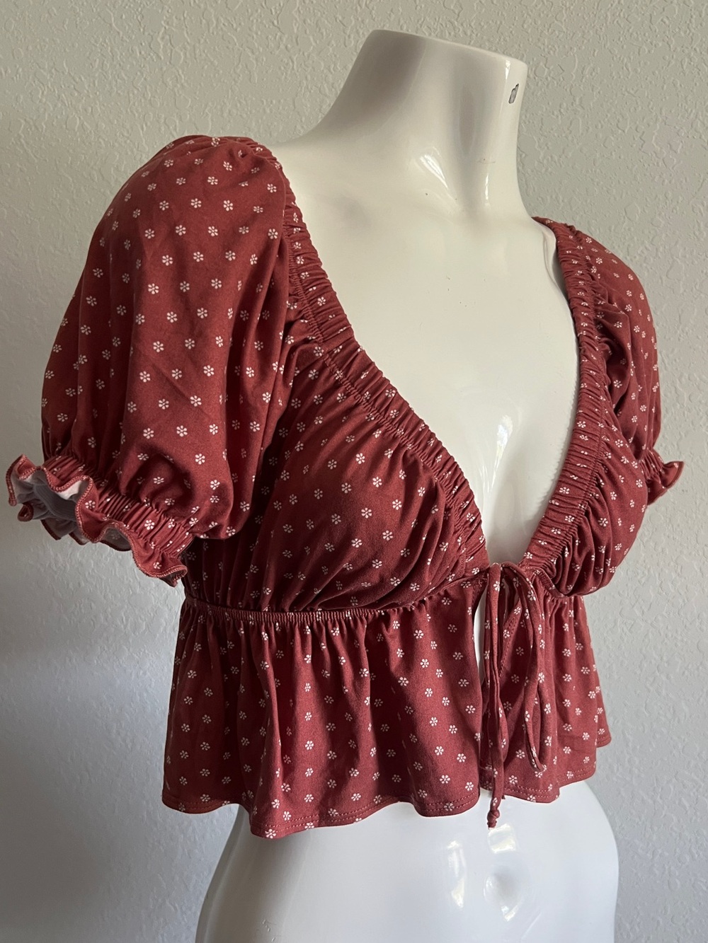 Urban Outfitters Rust Floral Flounce Ruffle Crop Top Puff Sleeve Tie Front S